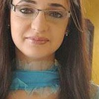 Sanaya Irani Image