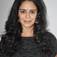 Mona Singh Image