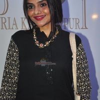 Madhoo Image
