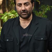 Sunny Deol Image