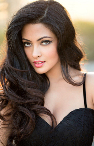 Riya Sen