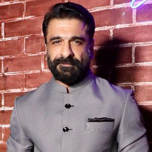 Eijaz Khan