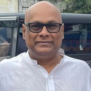 Suresh Chakravarthi