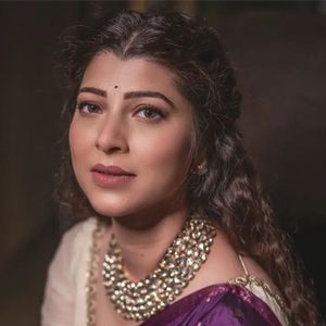 Tejaswini Pandit