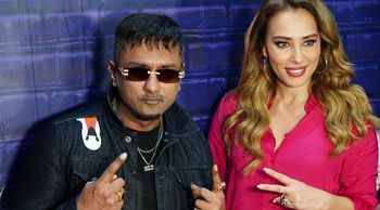 At Mad Studio Andheri, Honey Singh and Iulia Vantur were spotted.