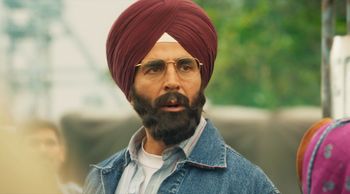 Mission Raniganj: Akshay Kumar Starrer  Gets Standing Ovation From The CBFC Board Members! 