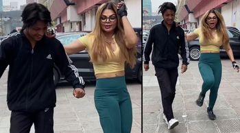 RRR Influence: Rakhi Sawant Grooving On Oscar-Winning Song ‘Naatu Naatu’ On Streets Is a MUST WATCH!