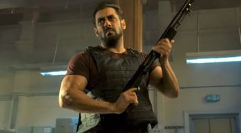 Salman Khan Delivers His Career's Best Performance In Tiger 3!