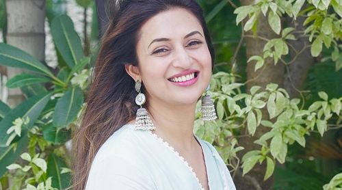 Divyanka Tripathi Gets MASSIVELY TROLLED For Claiming To Be 