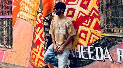 Shahid Kapoor has his own PERSONAL photographer; look at this post he uploaded on Instagram!