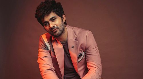 Sunny Deol's son Karan Deol and Bimal Roy's great granddaughter Drisha get engaged!