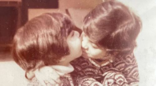 Saba Ali Khan shares an adorable throwback photo with her sister, Soha Ali Khan