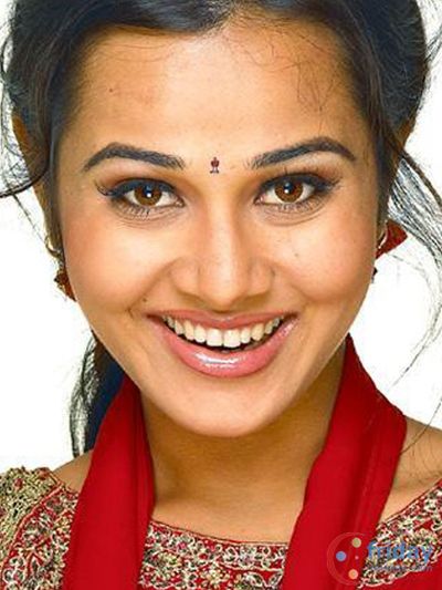 Nisha Kothari Photo