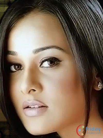 Nisha Kothari Photo