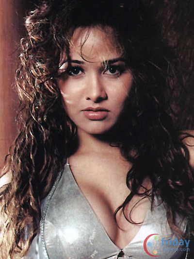 Nisha Kothari Photo