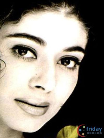Pooja Batra Photo
