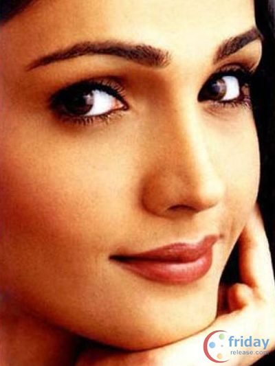 Sandali Sinha Photo