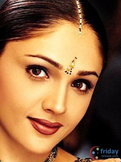 Sandali Sinha Photo