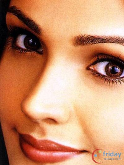 Sandali Sinha Photo