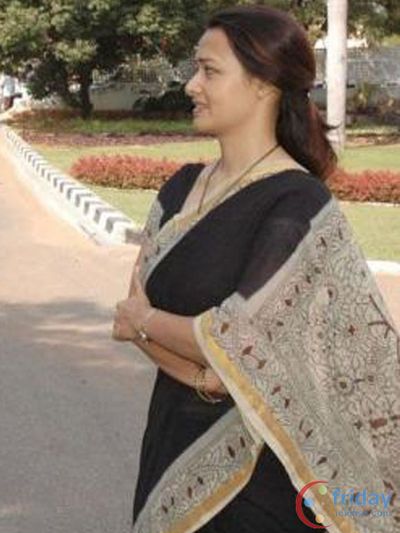Amala Photo
