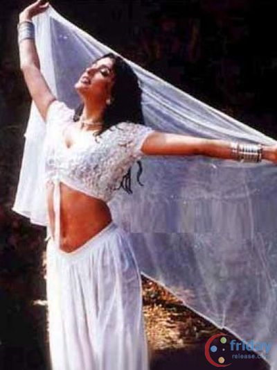 Anjala Zaveri Photo