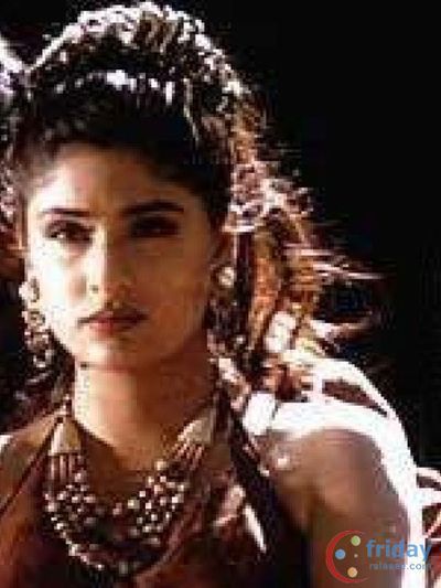 Anjala Zaveri Photo