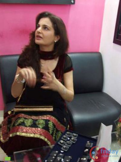 Monica Bedi Photo