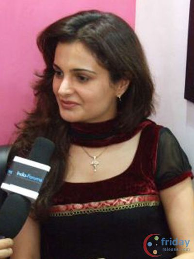 Monica Bedi Photo