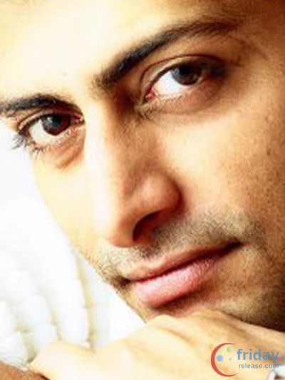 Priyanshu Chatterjee Photo