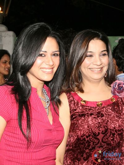 Mona Singh Photo