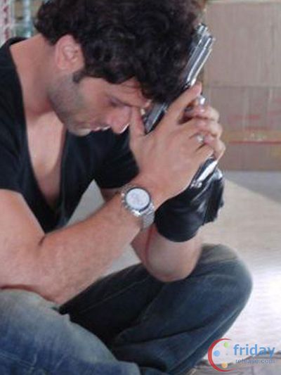 Shiney Ahuja Photo