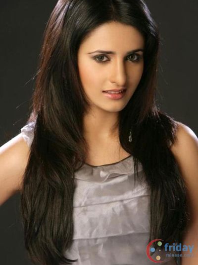 Arya Menon Photo