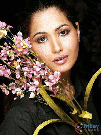 Divya Dwivedi Photo