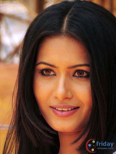 Divya Dwivedi Photo