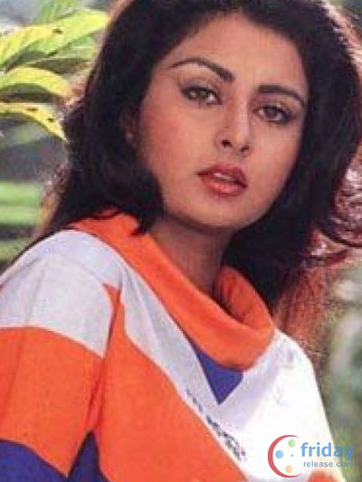 Poonam Dhillon Photo