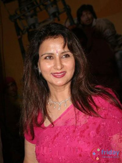 Poonam Dhillon Photo