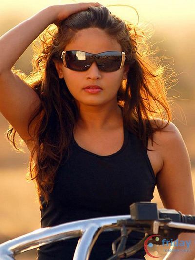 Sneha Ullal Photo