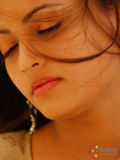 Sneha Ullal Photo