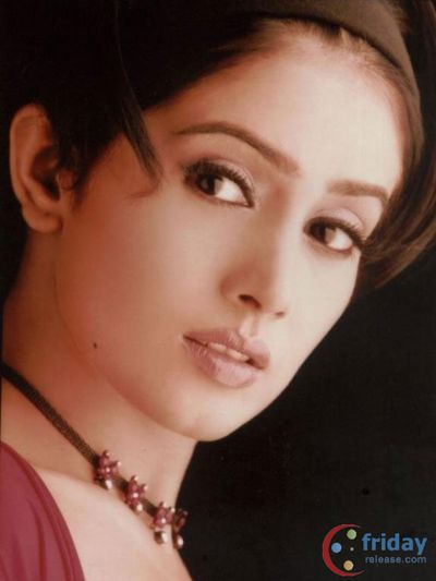 Sonali Kulkarni Photo