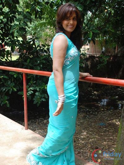 Sonali Kulkarni Photo