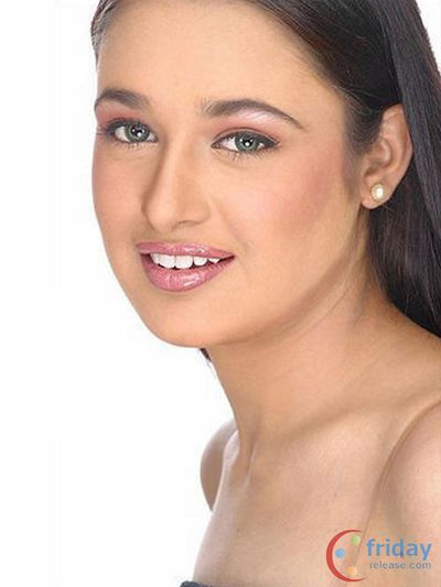 Yuvika Chaudary Photo