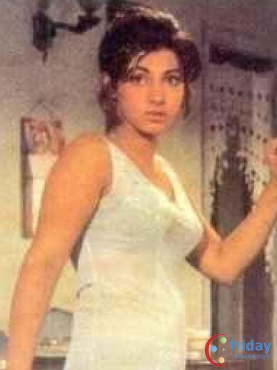 Dimple Kapadia Photo