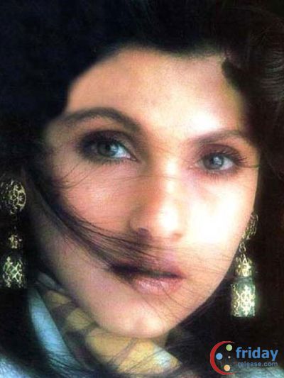 Dimple Kapadia Photo