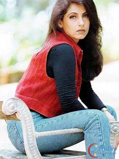 Dimple Kapadia Photo