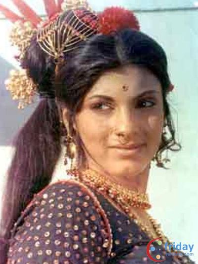 Dimple Kapadia Photo