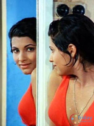 Dimple Kapadia Photo
