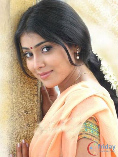 Shriya Saran Photo