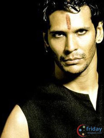 Milind Soman Photo