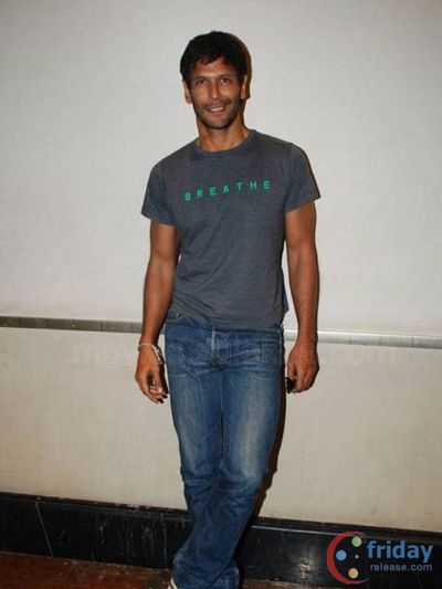 Milind Soman Photo