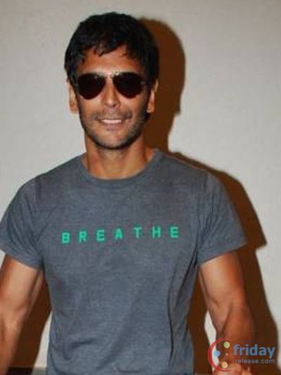 Milind Soman Photo